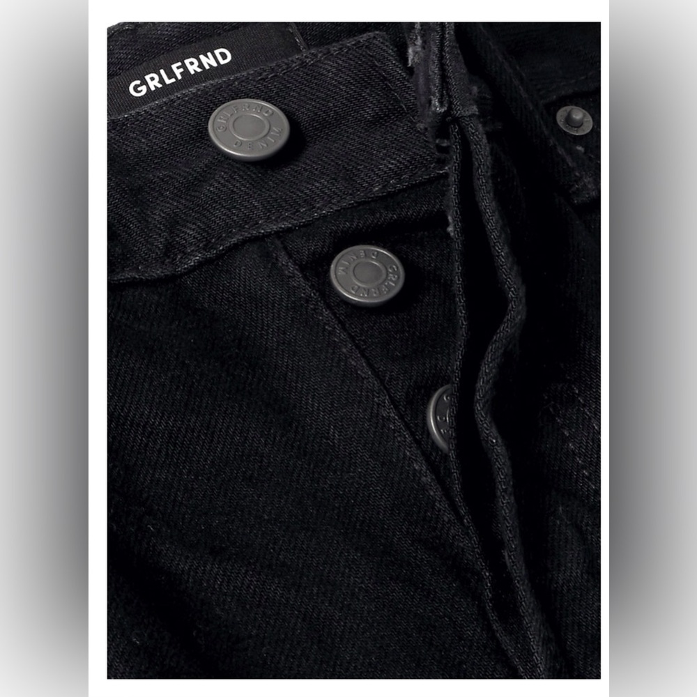 NWT - GRLFRND Woman’s Dark‎ Black Straight Jeans
(Listing #24) - Picture 2 of 7